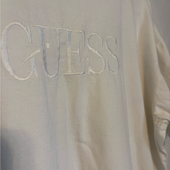 Guess 90’s Vintage White Embroidered Logo Tee | Minimalist Classic | Women’s - Picture 2 of 3